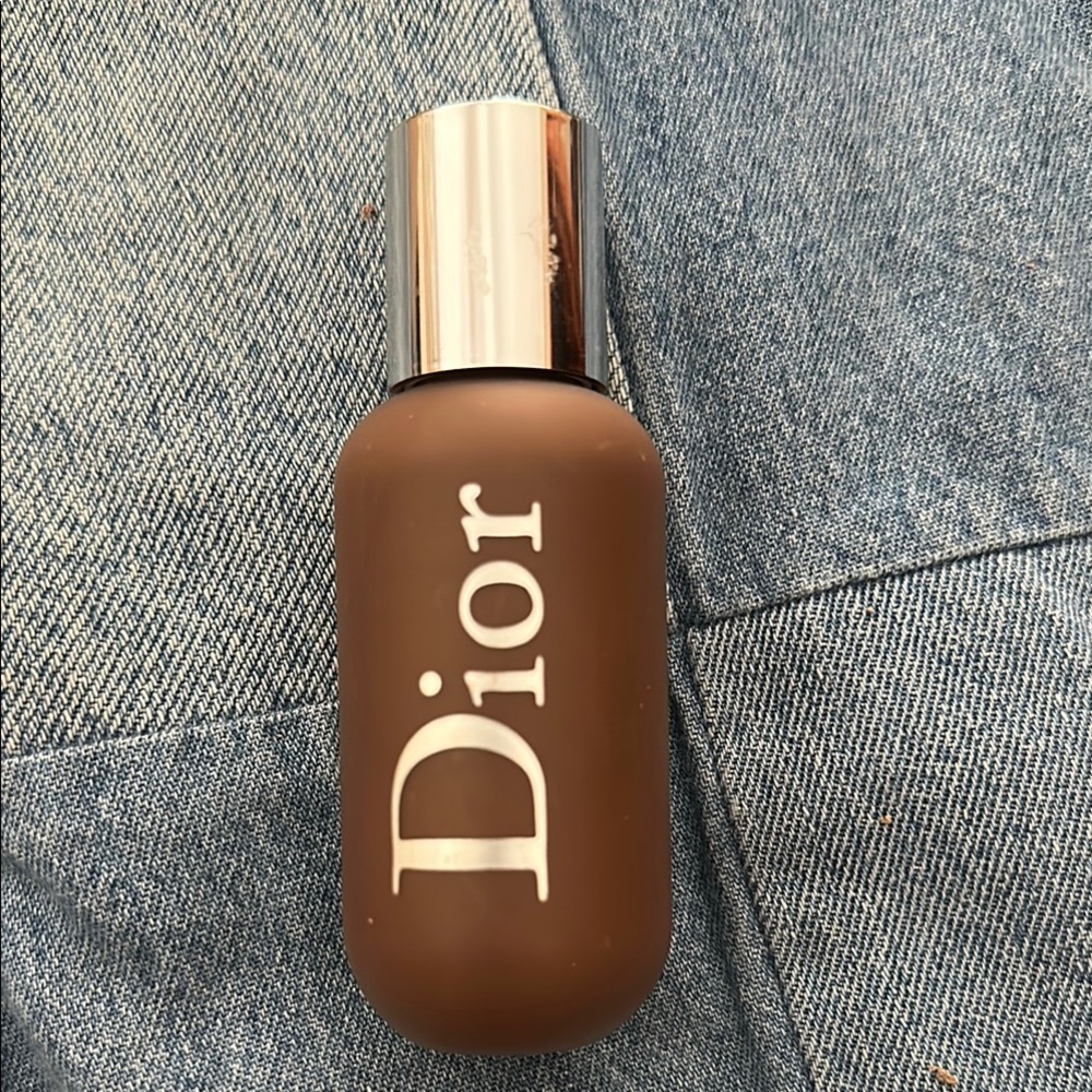 Dior Backstage Face & Body Foundation